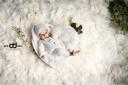 How much does a newborn photo session cost?